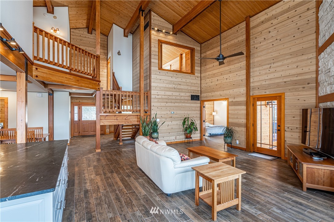 1445 Bear Mountain Road Chelan, WA 98816 - Photo 12 of 39 Gallery Image 12
