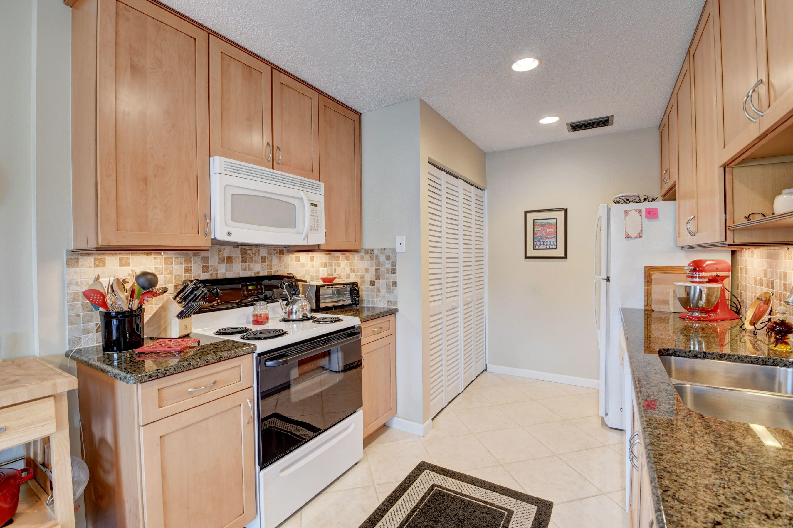 14626 Candy Way Delray Beach, FL 33484 - Photo 10 of 37 KITCHEN VIEW...
