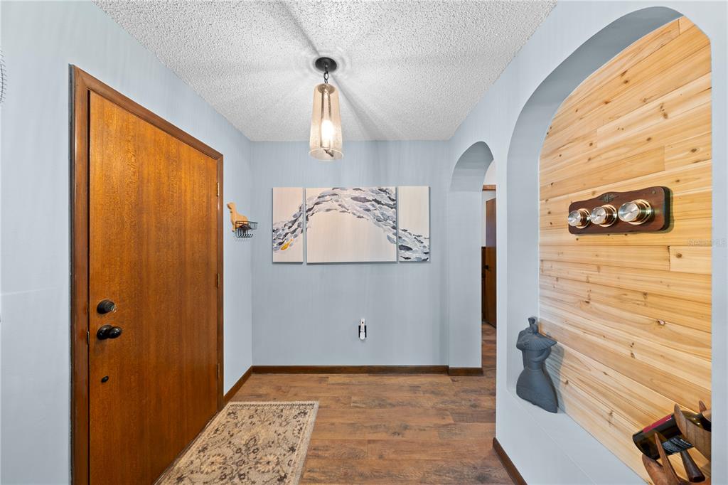 1820 Southeast 175th Terrace Road Silver Springs, FL 34488 - Photo 2 of 47