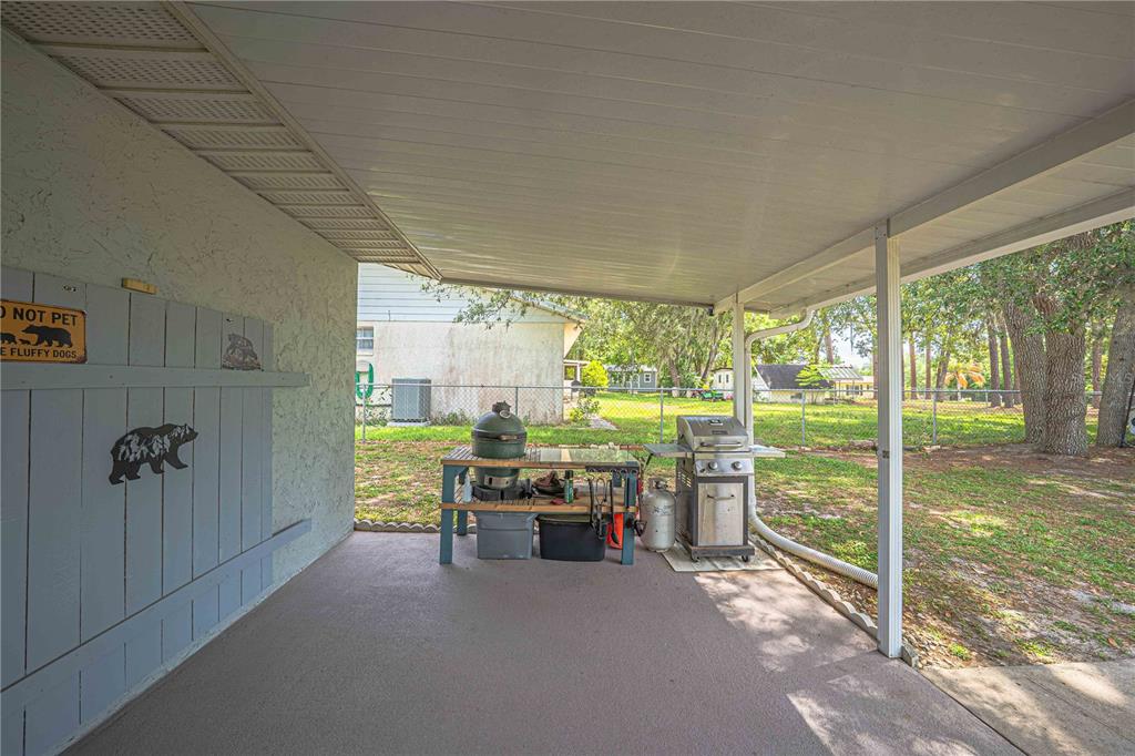1820 Southeast 175th Terrace Road Silver Springs, FL 34488 - Photo 32 of 47