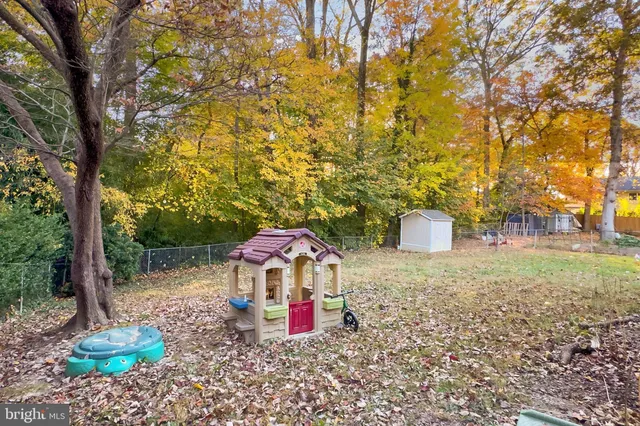 $725,000 | 9917 Duncan Street, Fairfax, VA 22031