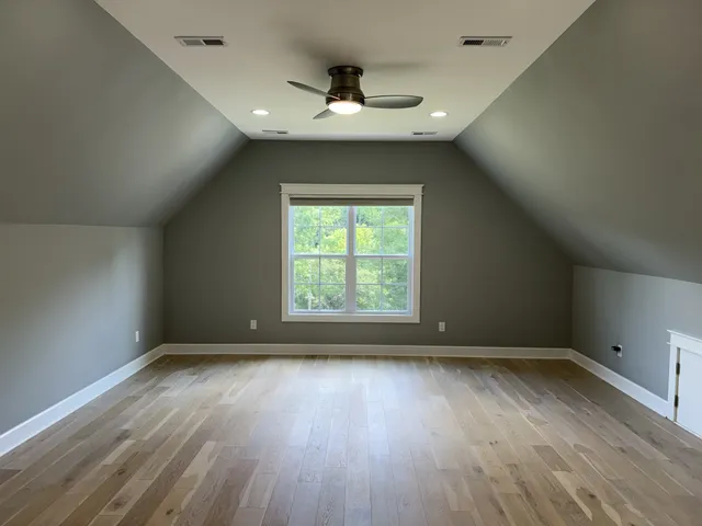 $749,900 | 2145 Honey Prong Road, Hartsville, TN 37074