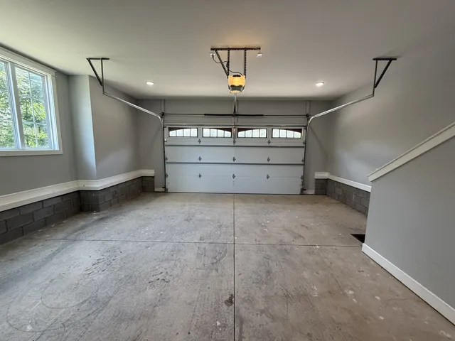 $749,900 | 2145 Honey Prong Road, Hartsville, TN 37074