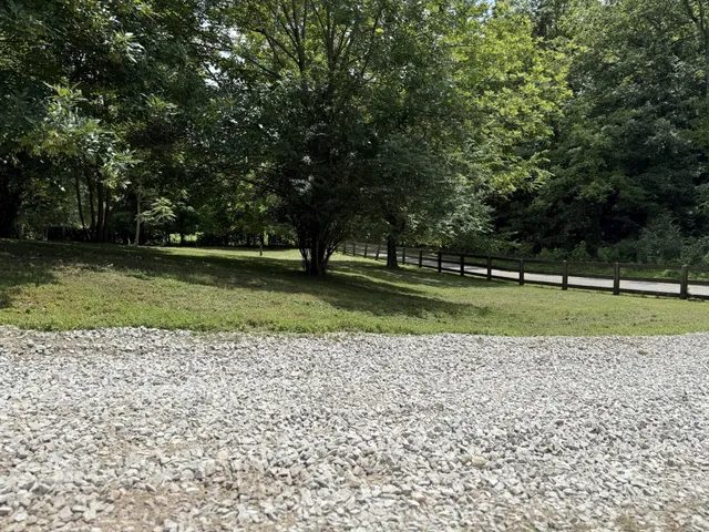 $749,900 | 2145 Honey Prong Road, Hartsville, TN 37074