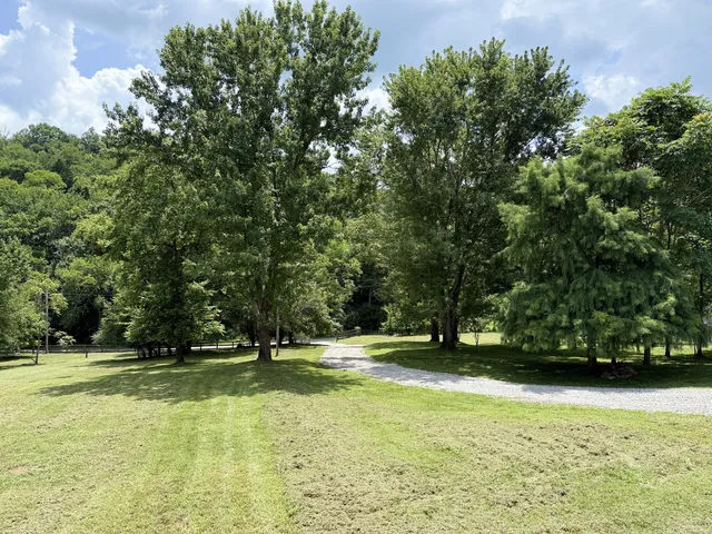 $749,900 | 2145 Honey Prong Road, Hartsville, TN 37074