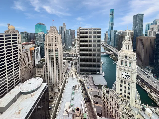 $1,195,000 | 405 North Wabash Avenue, Unit 4308, Chicago, IL 60611