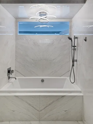 $1,195,000 | 405 North Wabash Avenue, Unit 4308, Chicago, IL 60611