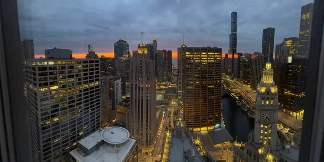 $1,195,000 | 405 North Wabash Avenue, Unit 4308, Chicago, IL 60611