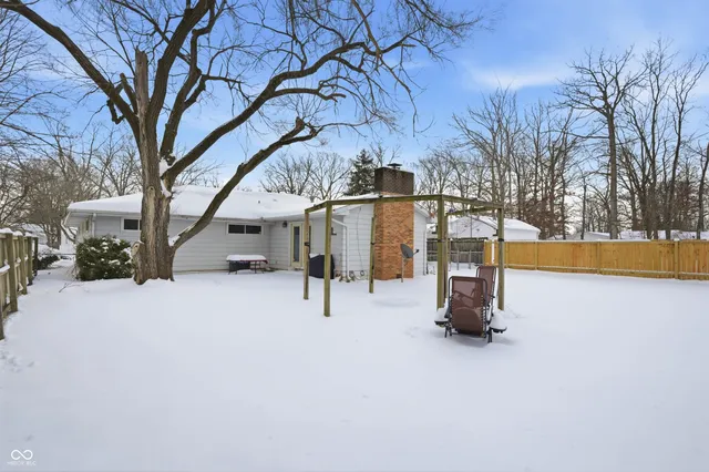 $199,900 | 607 North Shellbark Road, Muncie, IN 47304