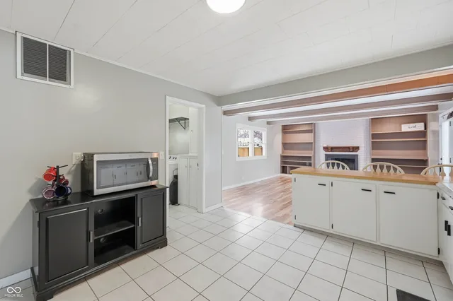 $199,900 | 607 North Shellbark Road, Muncie, IN 47304