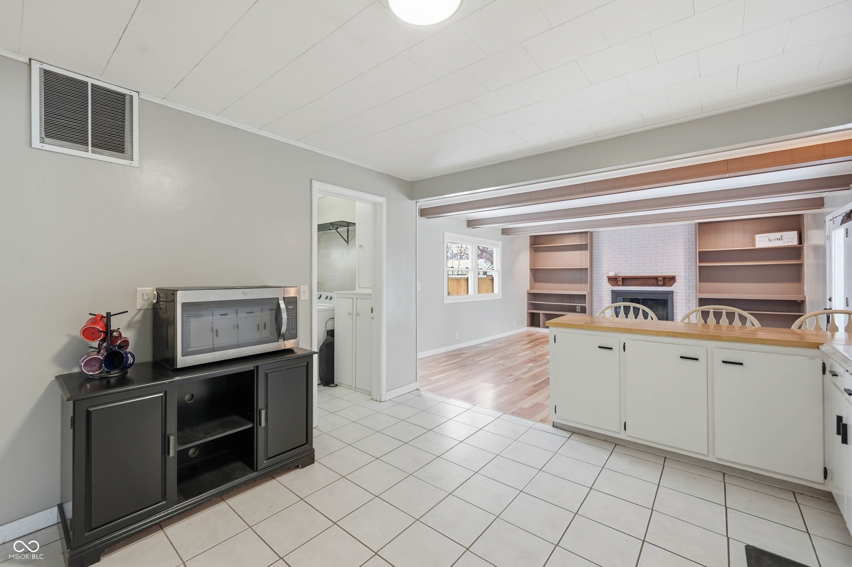 607 North Shellbark Road Muncie, IN 47304 - Photo 8 of 22