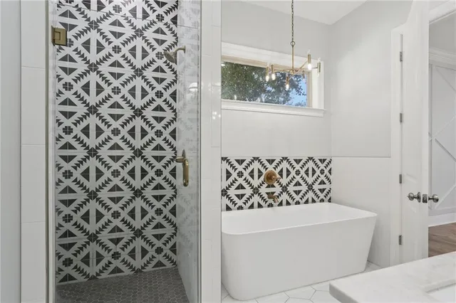 $285,000 | 2408 Riverland Drive, Chalmette, LA 70043