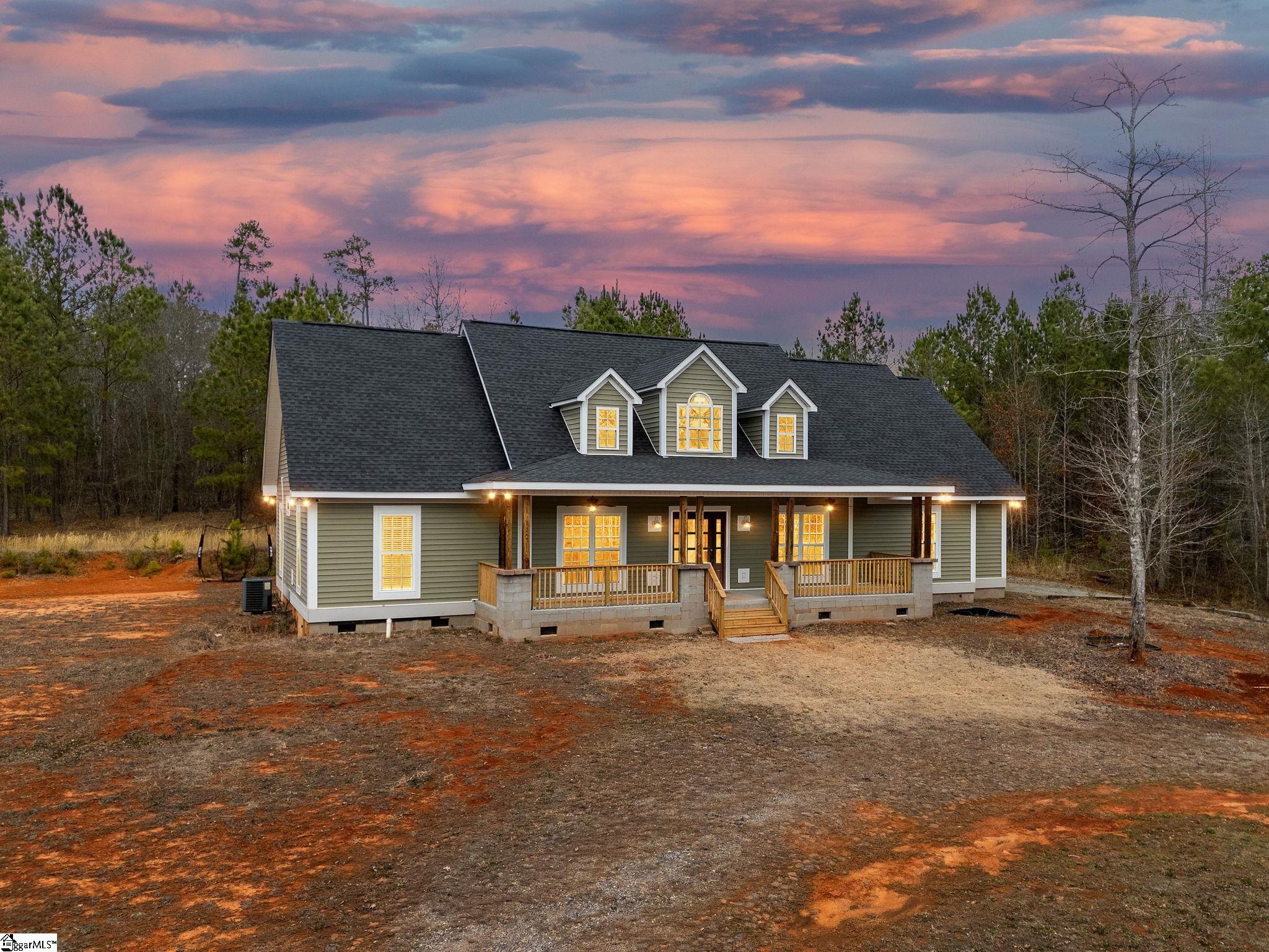 940 Robbins Road Chesnee, SC 29323 - Photo 1 of 43