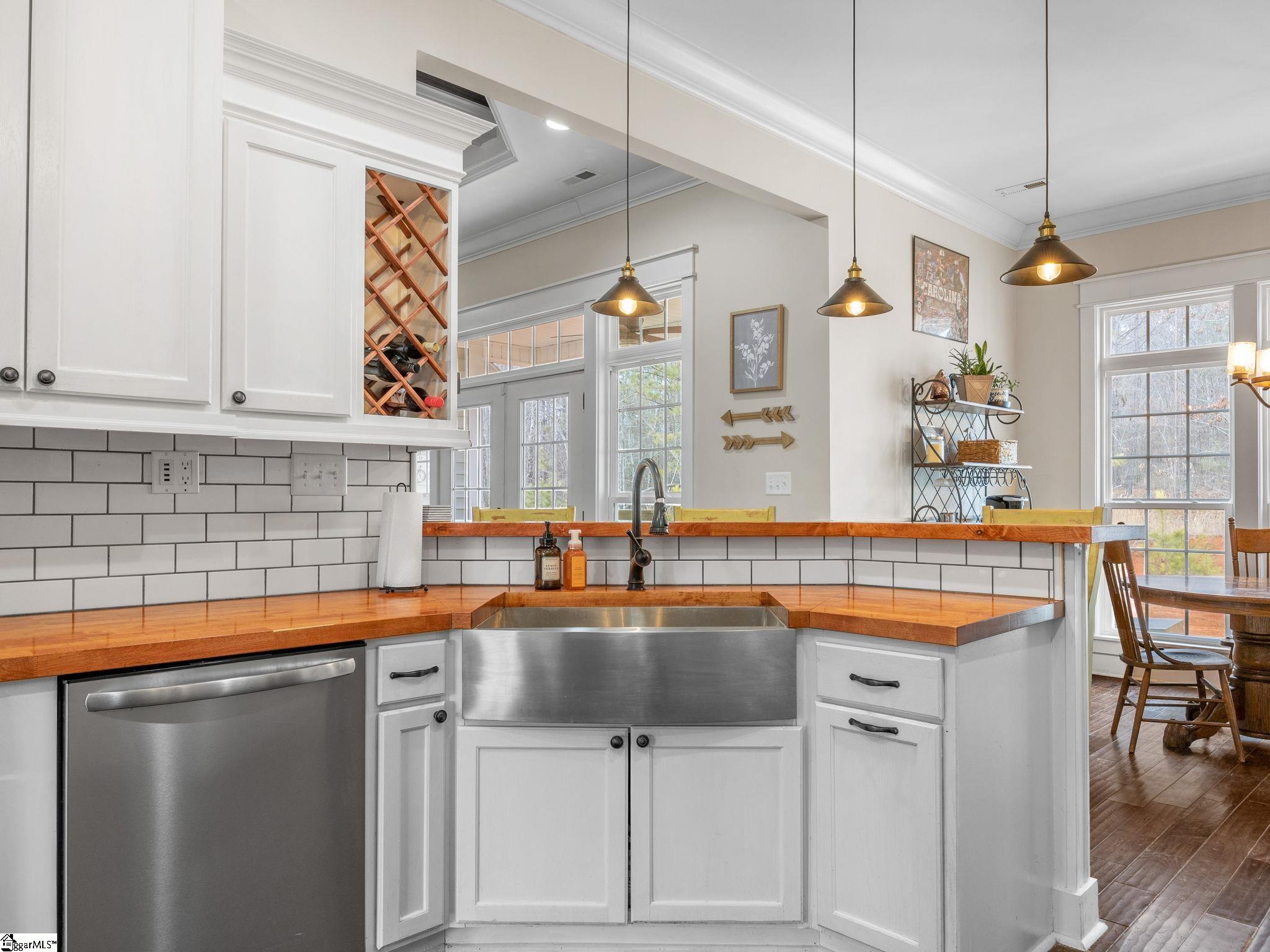 940 Robbins Road Chesnee, SC 29323 - Photo 14 of 43