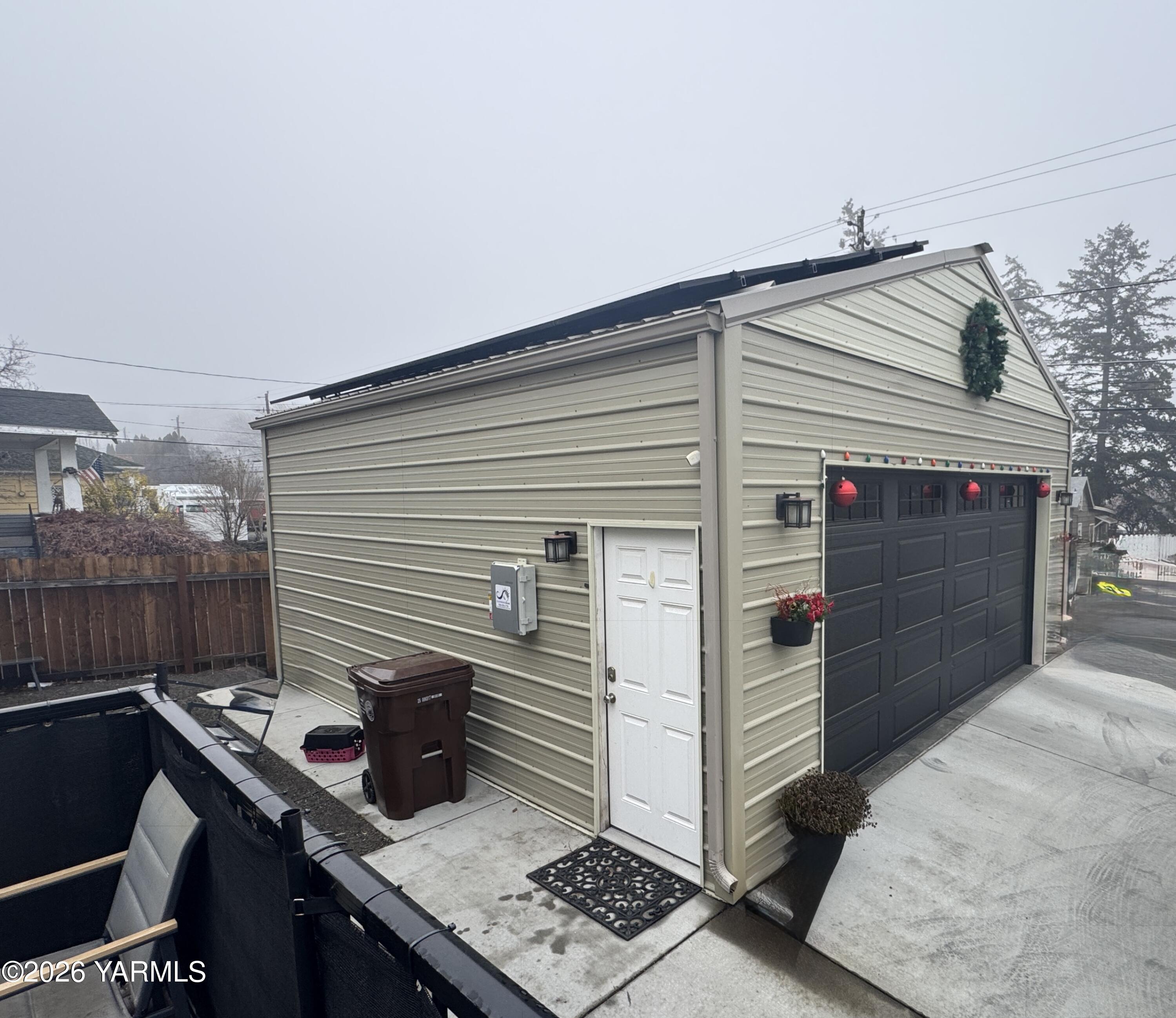 3208 Summitview Avenue Yakima, WA 98902 - Photo 4 of 16 IMG_9917