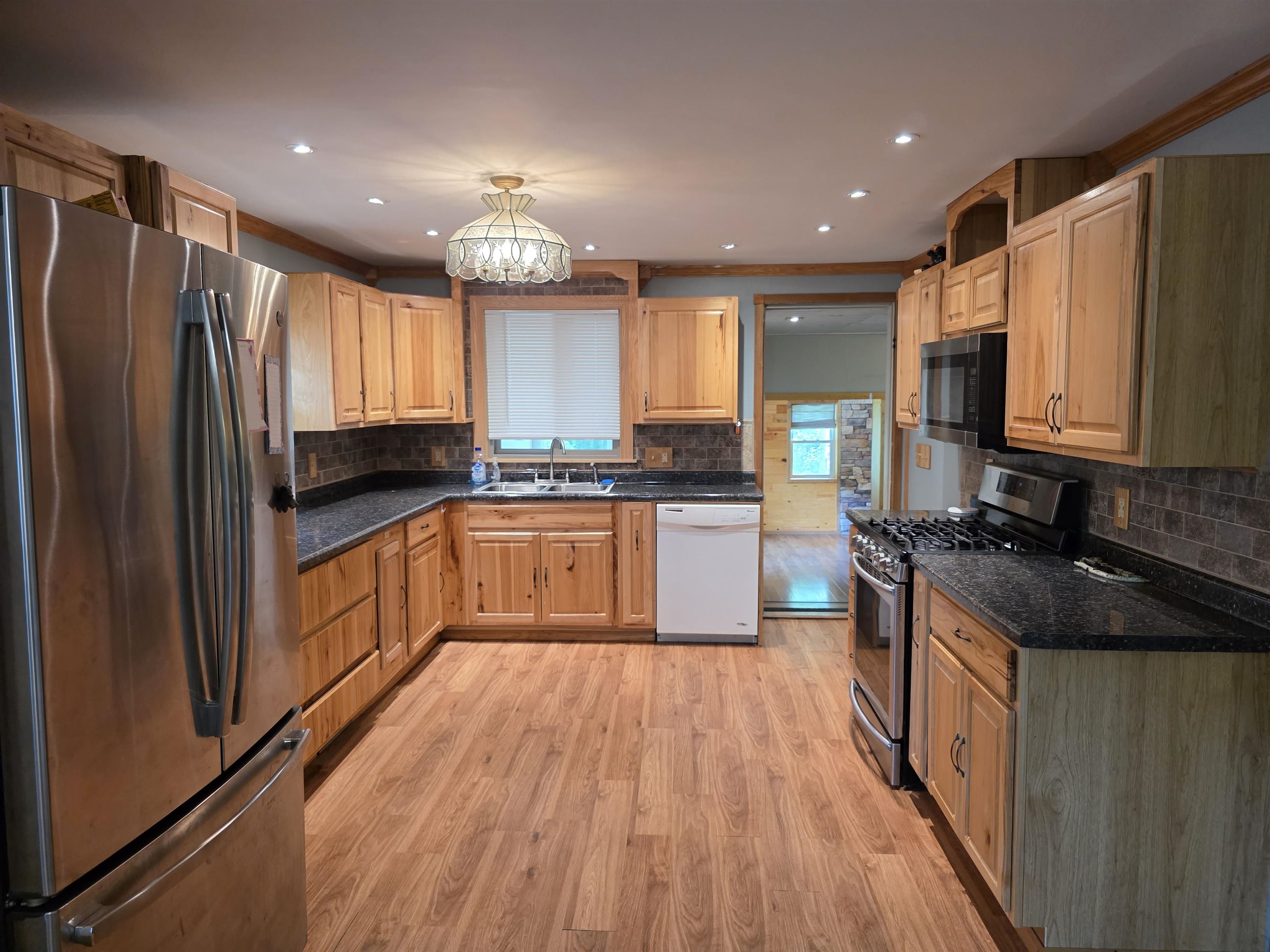8331 Long Lake Road Hale, MI 48739 - Photo 9 of 24 1947580-5046fe5a-1658-4578-b4b9-62af7d366564.JPG