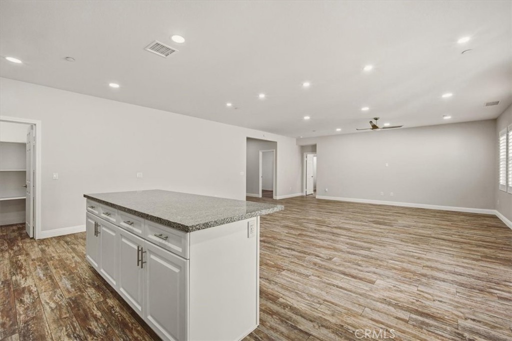 20972 Center Street Riverside, CA 92507 - Photo 14 of 41 Gallery Image 14