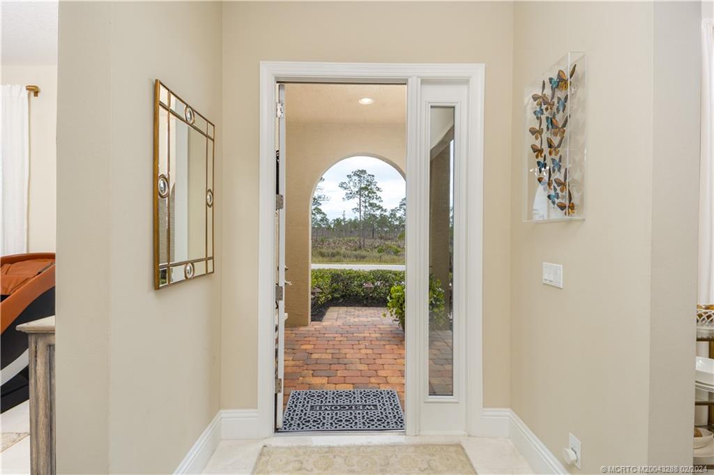 7480 Southeast Ravissant Drive Stuart, FL 34997 - Photo 10 of 53 Gallery Image 10