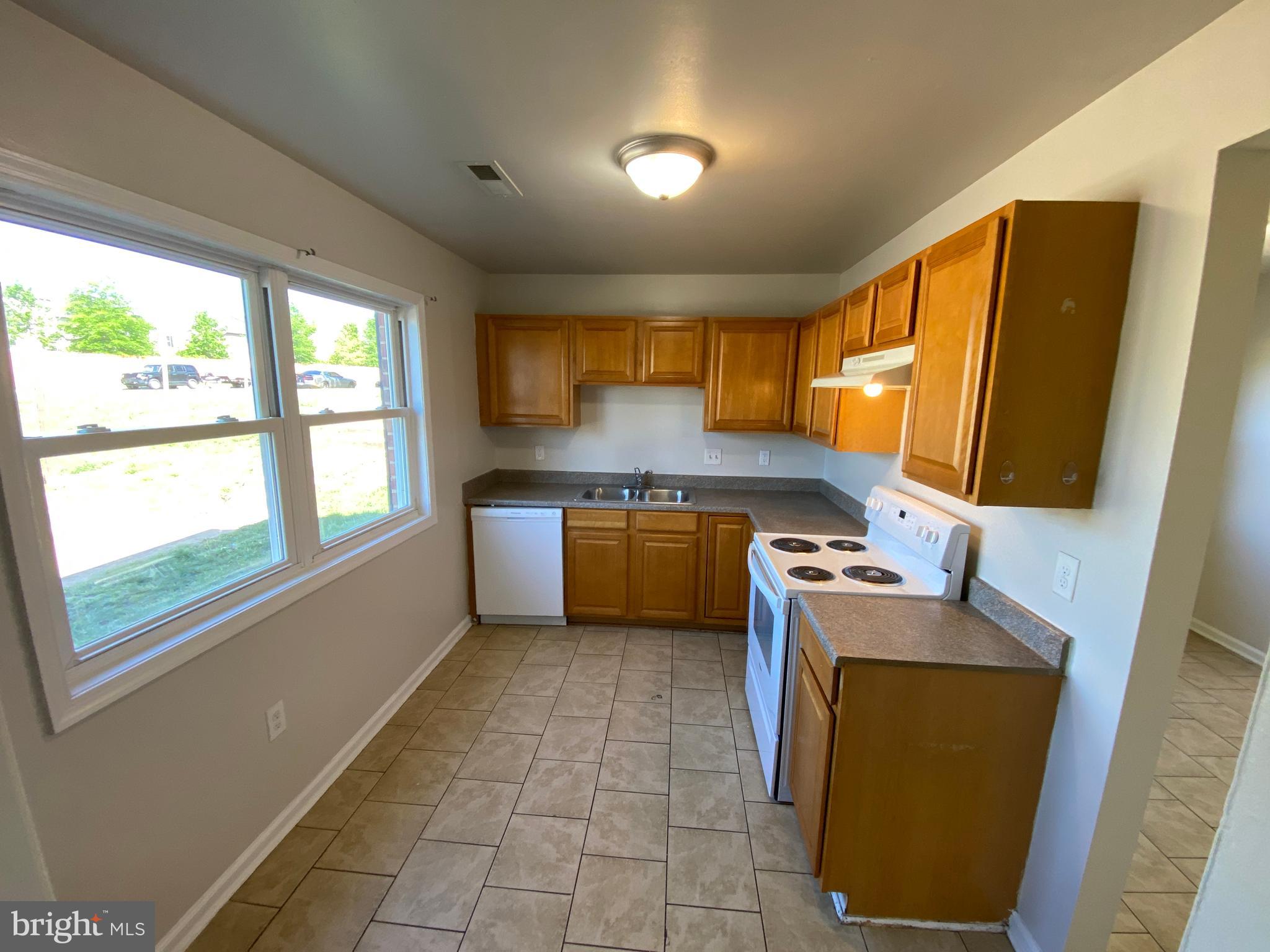 633 Anvil Road Fredericksburg, VA 22405 - Photo 3 of 25