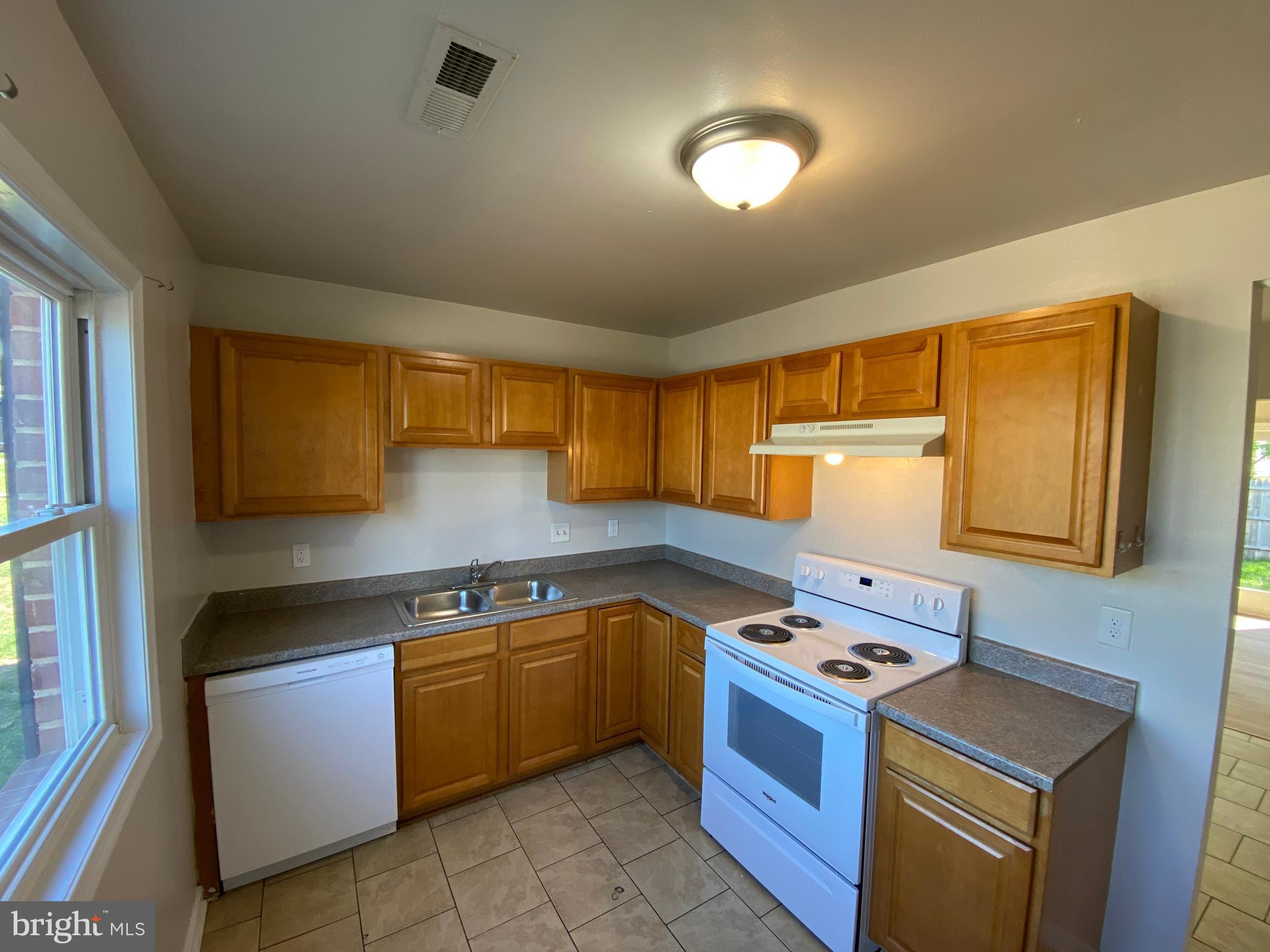 633 Anvil Road Fredericksburg, VA 22405 - Photo 4 of 25