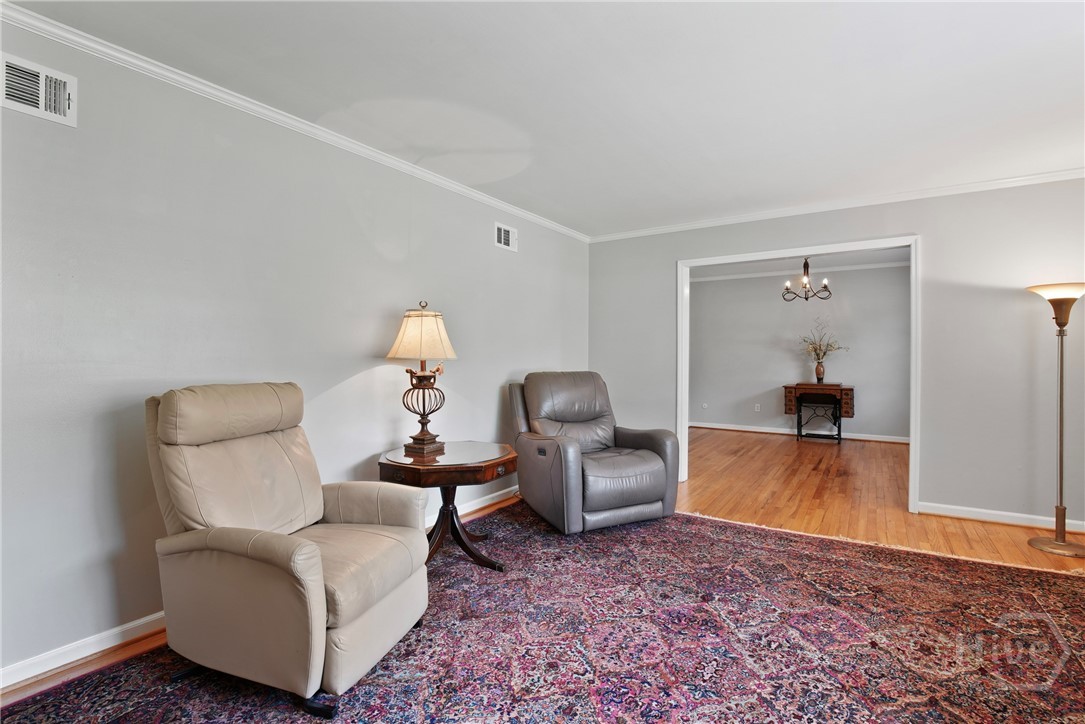 206 Devonshire Road Savannah, GA 31410 - Photo 9 of 37