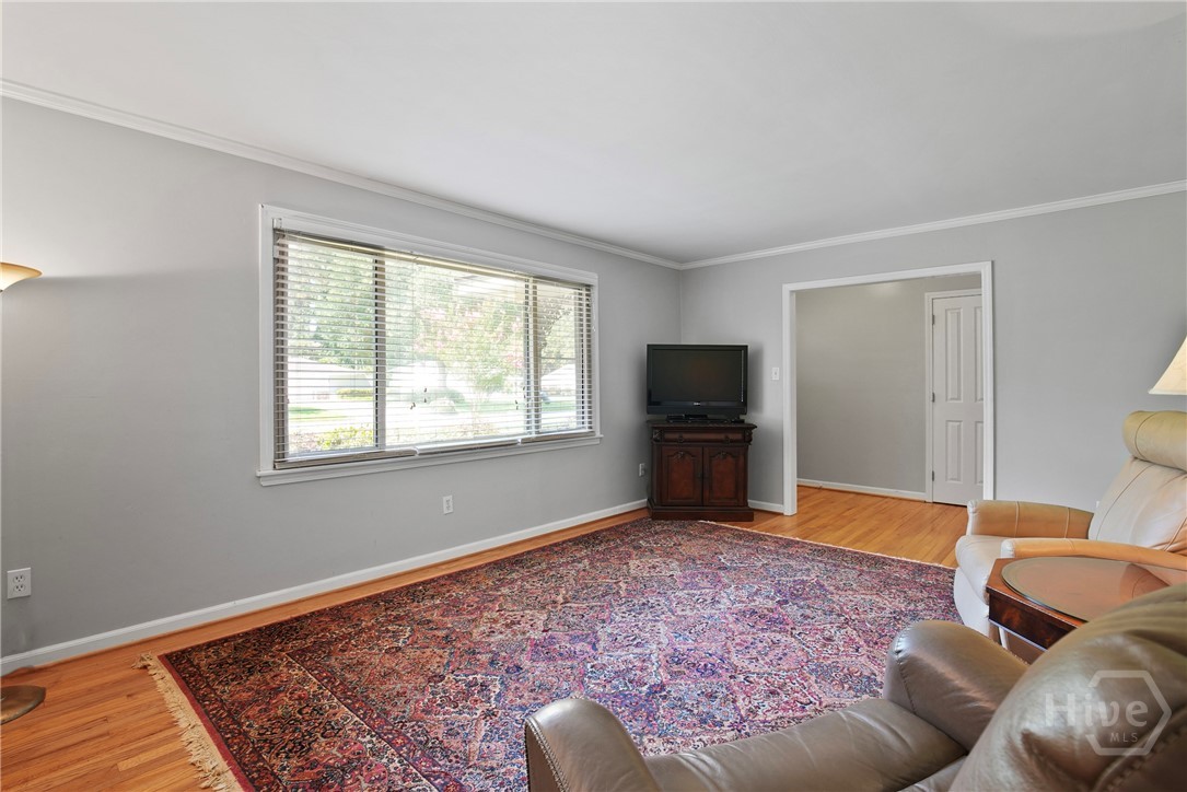 206 Devonshire Road Savannah, GA 31410 - Photo 10 of 37