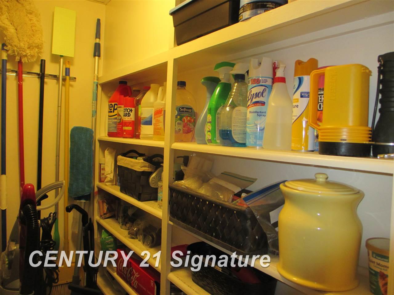 8075 Beecher Road Flushing, MI 48433 - Photo 12 of 42