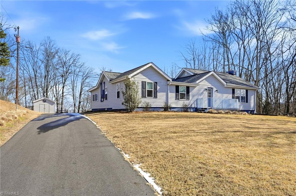 1664 Piney Grove Church Road Danbury, NC 27016 - Photo 4 of 50