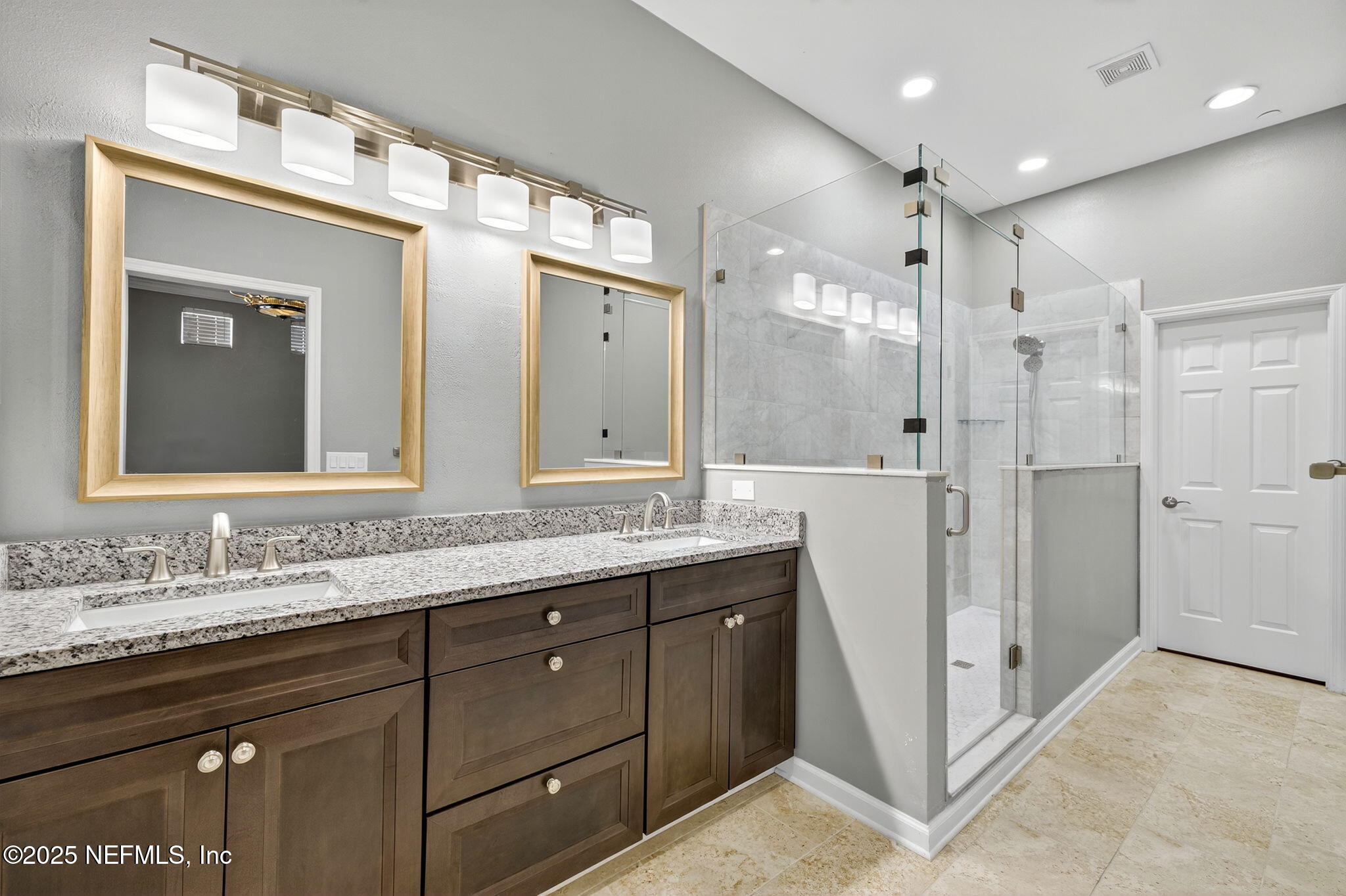 6365 Eclipse Circle Jacksonville, FL 32258 - Photo 14 of 32 16-Primary Bathroom 1 of 3