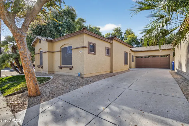 $425,000 | 3935 West Roundabout Circle, Chandler, AZ 85226