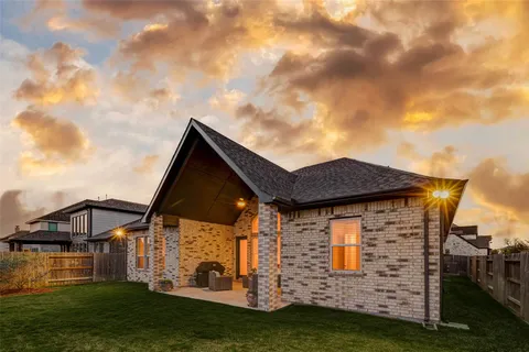 $550,000 | 30407 Parkside Passage Drive, Fulshear, TX 77441