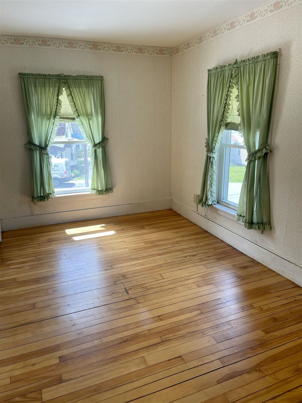 204 Indian Point Street Newport, VT 05855 - Photo 15 of 22 Gallery Image 15