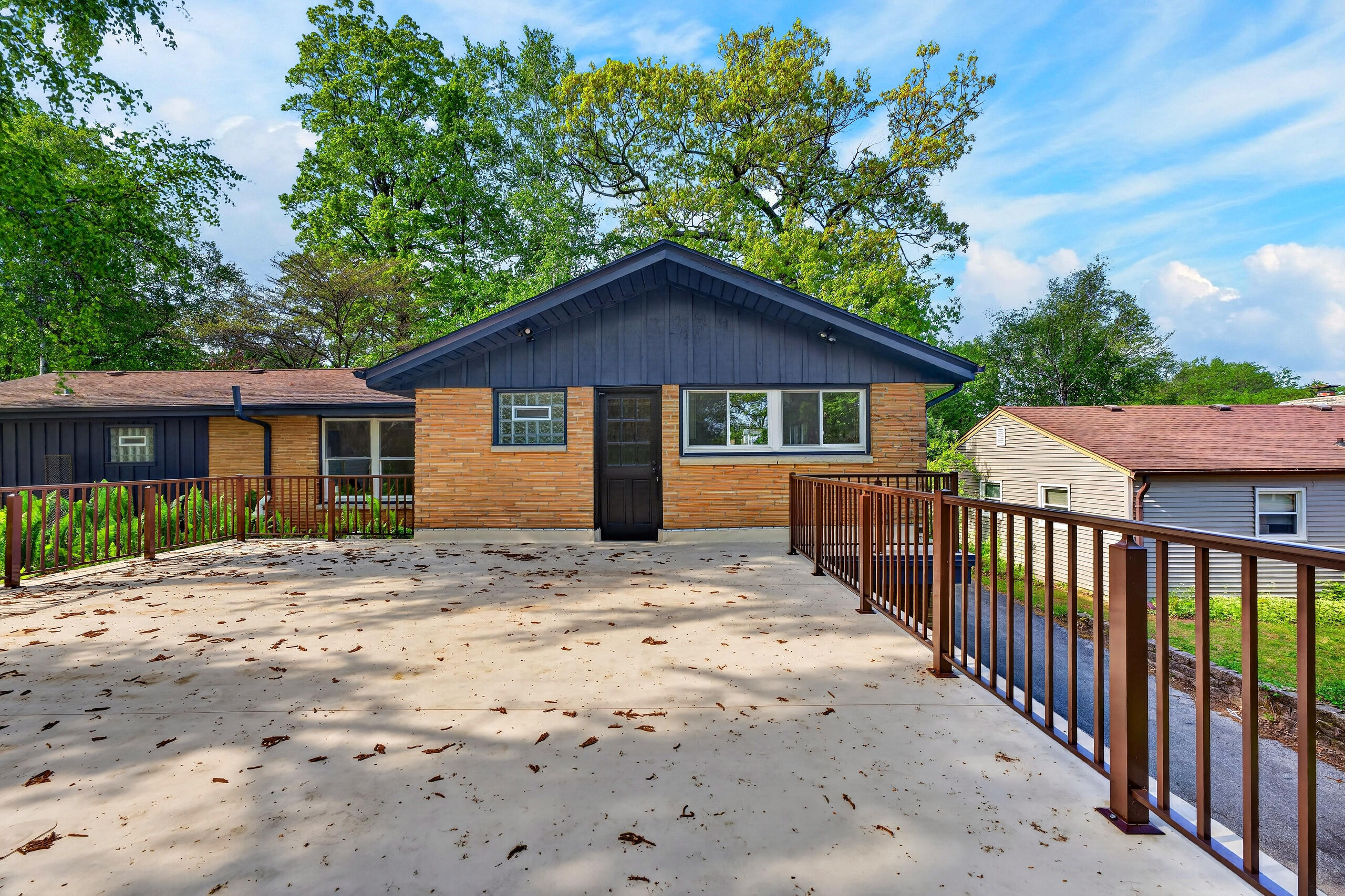 1775 Falls Road Grafton, WI 53024 - Photo 40 of 40 DH100881