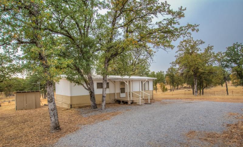 9634 Logan Road Redding, CA 96003 - Photo 18 of 23 another view of mobile