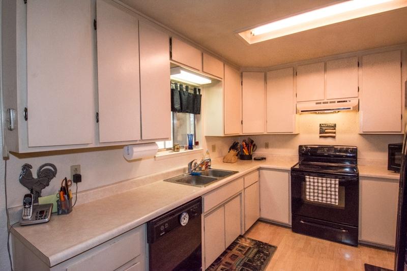 9634 Logan Road Redding, CA 96003 - Photo 6 of 23 updated kitchen