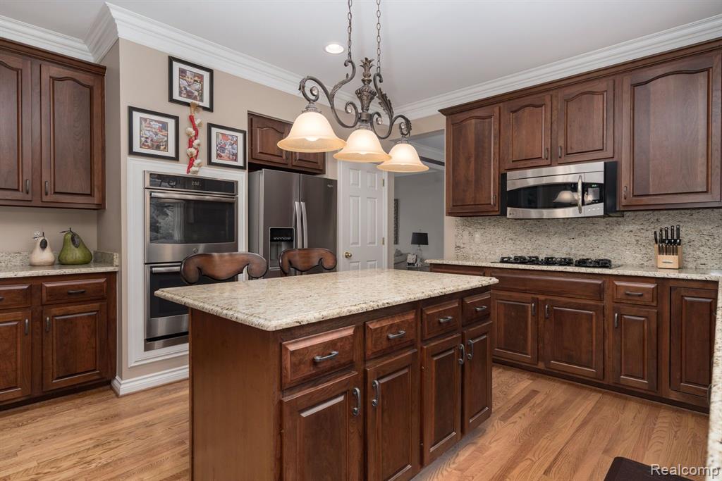 1619 Springview Court Rochester, MI 48307 - Photo 17 of 62
