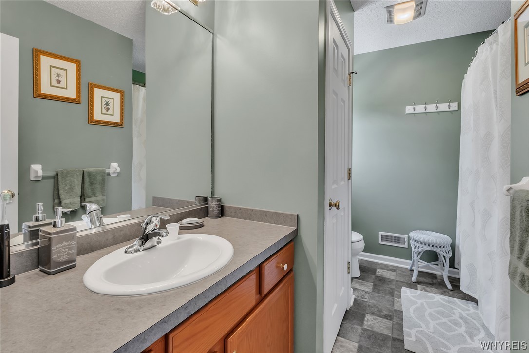 3715 Lakeview Road Hamburg, NY 14075 - Photo 31 of 46