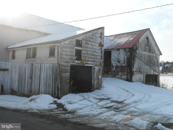 110 Miller Road Barto, PA 19504 - Photo 4 of 11 Gallery Image 4