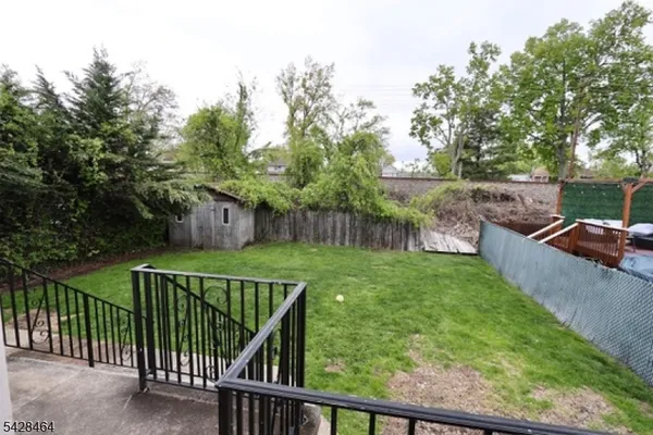 $1,750 | 337 West Clay Avenue, Unit 2, Roselle Park, NJ 07204