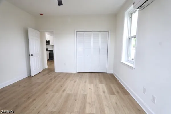 $1,750 | 337 West Clay Avenue, Unit 2, Roselle Park, NJ 07204