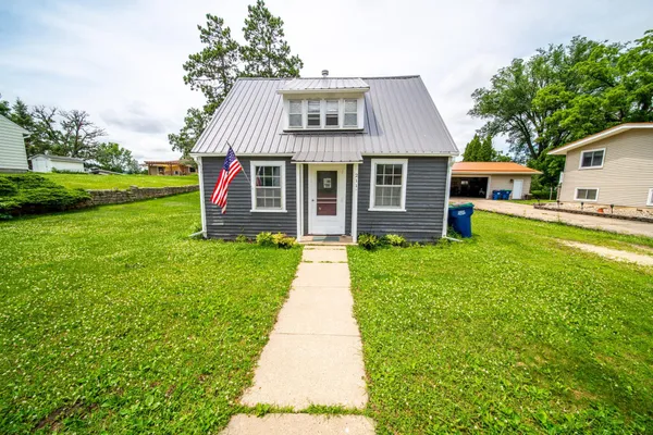 $109,900 | 211 North Green Street, Rushford, MN 55971