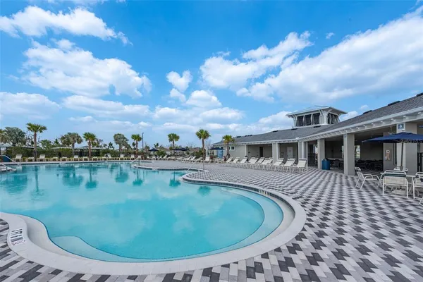 $2,400 | 10239 Charlotte Dr., Parrish, FL 34219