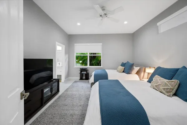 $4,095,000 | 2135 Windsock Way, Wellington, FL 33414