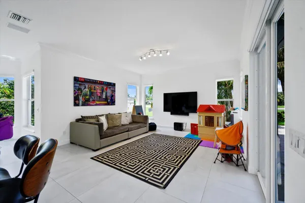 $4,095,000 | 2135 Windsock Way, Wellington, FL 33414