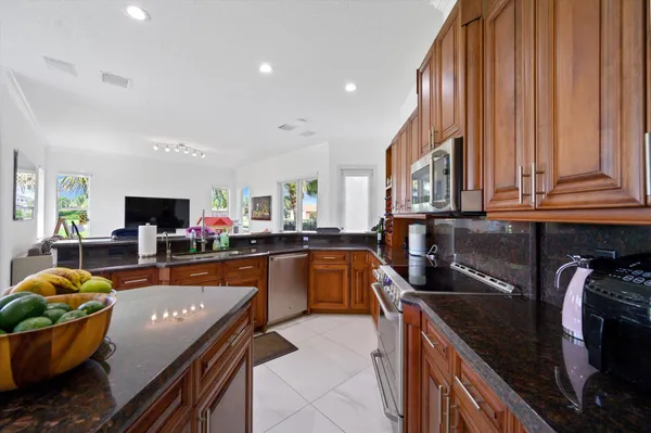 $4,095,000 | 2135 Windsock Way, Wellington, FL 33414