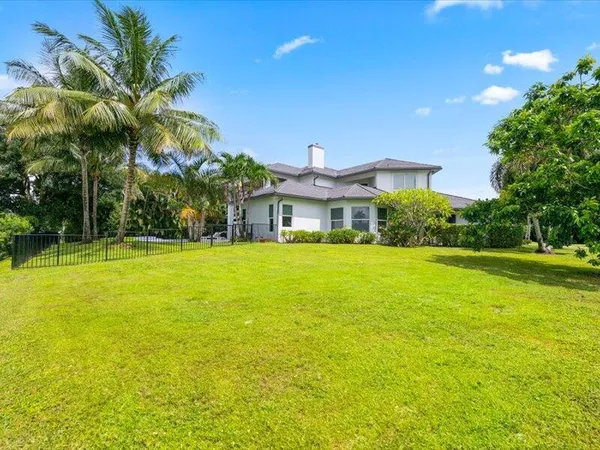 $4,095,000 | 2135 Windsock Way, Wellington, FL 33414