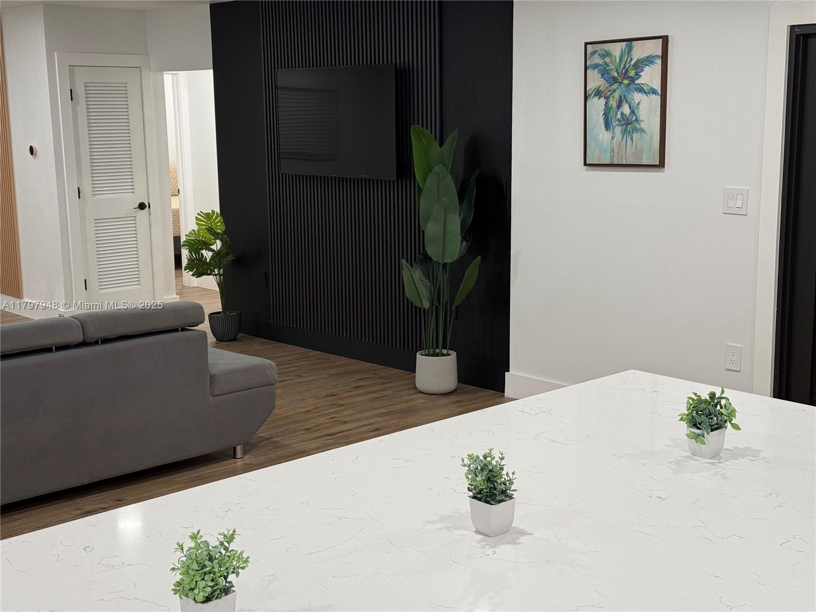 2918 Southwest 2nd Street Miami, FL 33135 - Photo 12 of 27