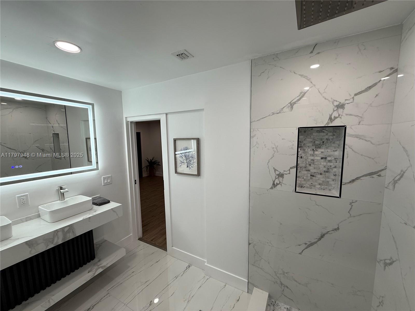 2918 Southwest 2nd Street Miami, FL 33135 - Photo 15 of 27