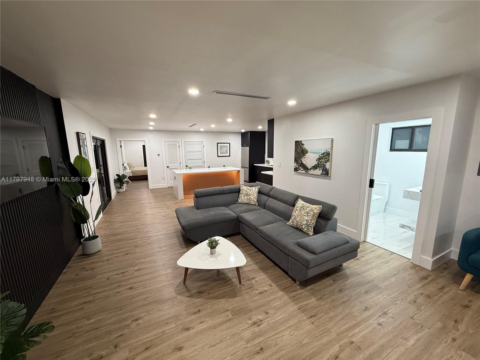 2918 Southwest 2nd Street Miami, FL 33135 - Photo 20 of 27