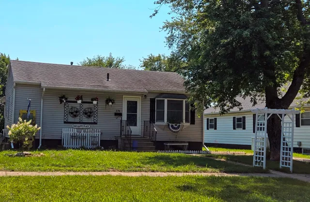 $240,000 | 376 South Oak Street, Manteno, IL 60950